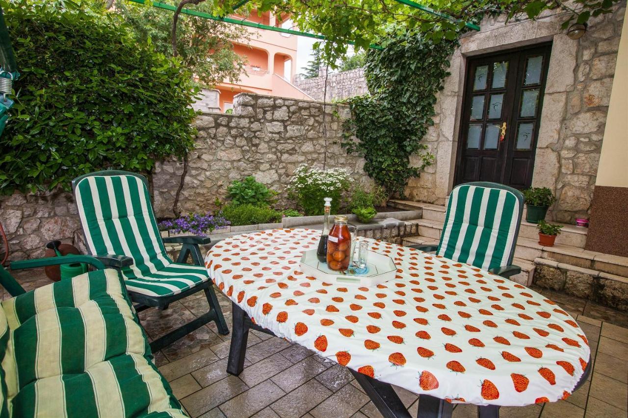 Apartments With A Parking Space Crikvenica - 11307 Exterior photo